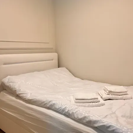 Old Town Bednarska 22 * Έλμπλαγκ